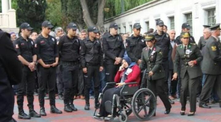 Şehit eşini yargılayan mahkeme: Şehit Üsteğmen Ataş’ın, banka hesap bilgilerini sorgulanmış!