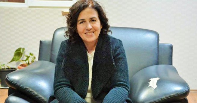 Sur Belediyesine baskın: Eşbaşkan Buluttekin’in kafasına silah