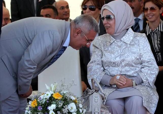 AKP’li Metiner’e, hak ettiği cevabı işadamı Boydak verdi: Kim bu Mehmet Metiner?