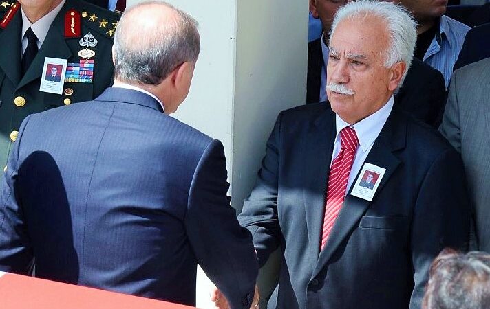 Perinçek’ten Erdoğan’a tehdit: Ukrayna’yı silahlandırırsan o koltukta kalamazsın