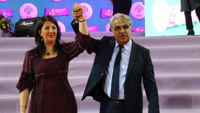 HDP’de değişim: Yeni Eş Genel Başkan Mithat Sancar oldu