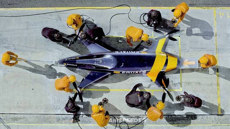 Tesis Adelaide’de kuruluyor: Geleceğin Formula 1’i gökyüzüne taşınıyor