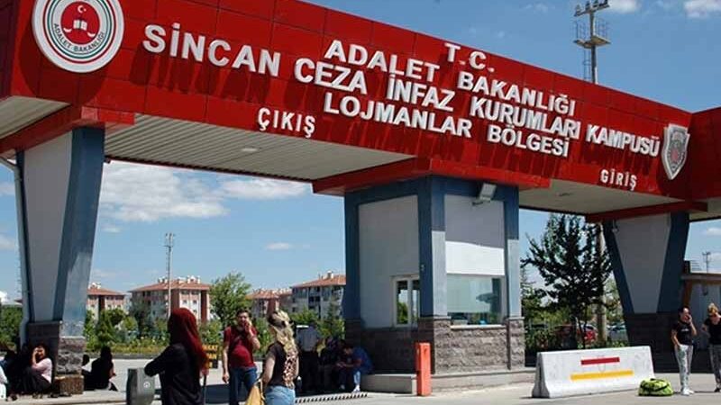 Virüs insanlar arasında ayrım yapmıyor, siz de yapmayın