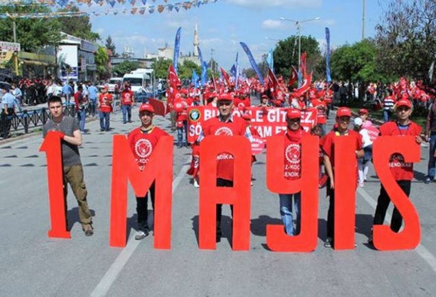 İşçinin sesi balkonlarda: Tarihte ilk kez 1 Mayıs kutlamalarına salgın yasağı