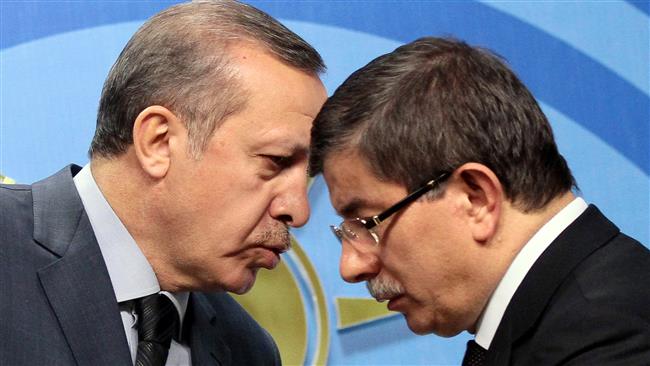 AKP’li eski Başbakan Davutoğlu: Yeni 28 Şubat geliyor, uyarıyorum!