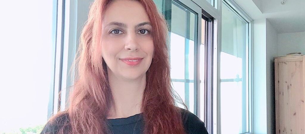 Gazeteci Arzu Yıldız’dan ilk roman: 15 Temmuz’da parkta gizlenerek yaşayan bir komutanın hikayesini