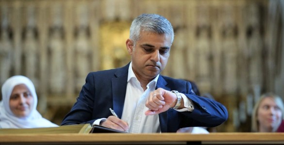 Belediye Başkanı Khan uyardı: Londra’da binlerce kişi evsiz kalabilir