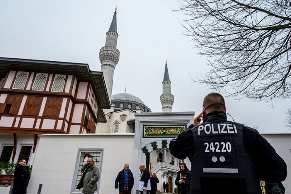 Alman hükümetinden Müslüman düşmanlığıyla mücadele hamlesi