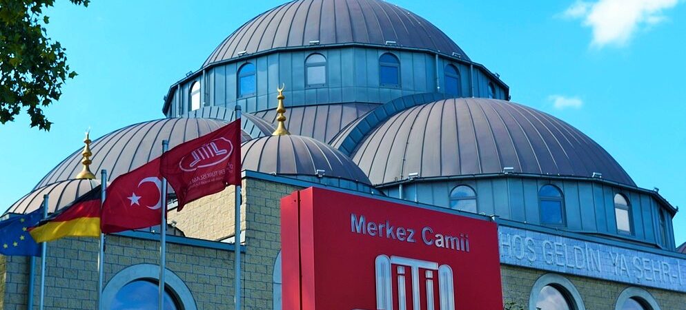 Almanya’da imam eğitimi başlıyor: DİTİB destekçiler arasında yer almıyor