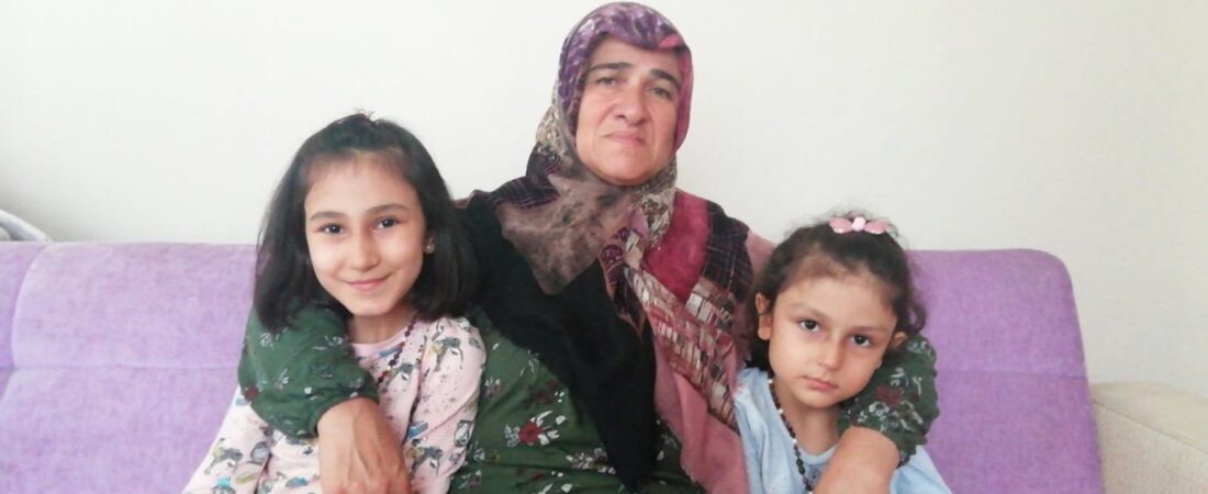 Aile boyu zulüm: Yavrularımızı salın, bizi rahat bırakın