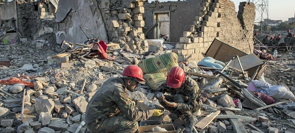 Ermenistan yine Gence’yi vurdu: 13 sivil hayatını kaybetti, 40 yaralı