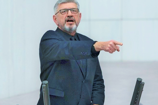 Milletvekili Prof. Dr. Cihangir İslam sordu: KHK listelerini kim hazırladı?