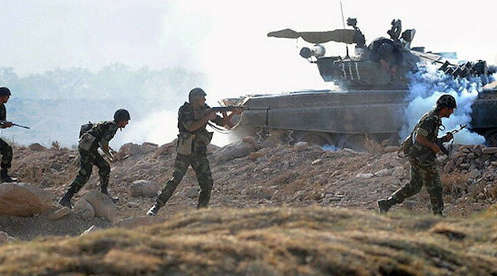 Azerbaycan, Ermenistan ordusuna ait kışlayı imha etti.