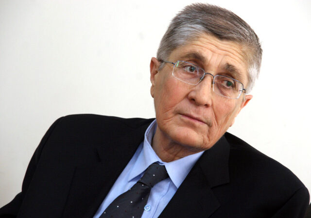 Bilim insanı Prof. Dr. İbrahim Erkul koronavirüsten hayatını kaybetti