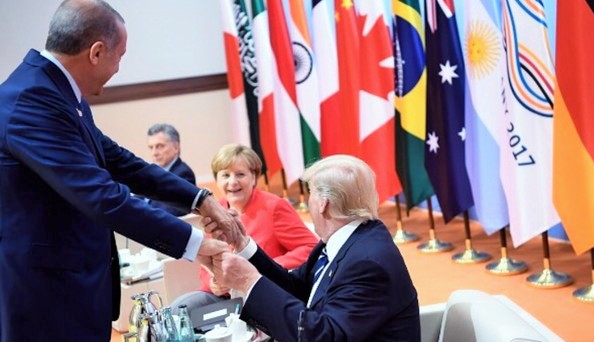 Trump, Türkiye’ye yönelik yaptırım paketini imzaladı