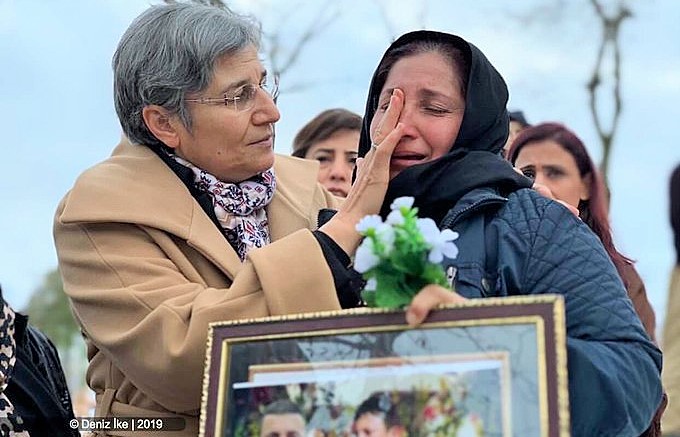 22 yıl hapis cezası verilen Leyla Güven hakkında tutuklama kararı çıkarıldı