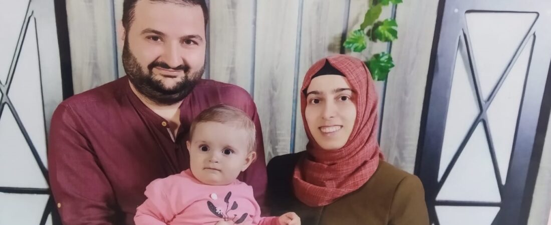 4 gün Emniyette gözaltında tutuldular: 22 aylık Neda’nın annesi ve babası tutuklandı