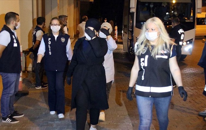 Gergerlioğlu, Uşak’ta üniversiteli kızların Emniyet’te çıplak aranmasını Meclis’e taşıdı