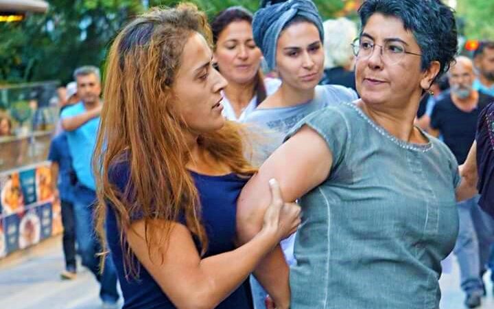 İşini geri istediği için tutuklanan KHK’lı Acun Karadağ tahliye edildi