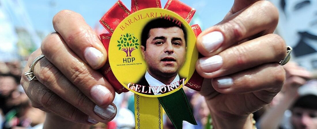 Demirtaş’tan mektup: Tüm kumpasları mahkemde bir bir çürüttük, AİHM nezdinde davayı kazandık