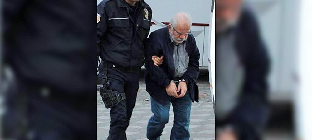 Manisa’nın 84 yaşındaki hayırseveri Nusret Muğla’ya kelepçe vicdanları kanattı