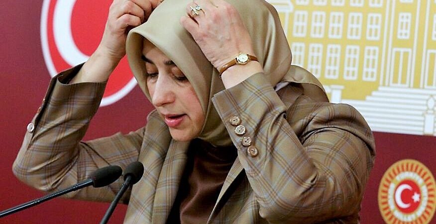 Binlerce mağdur ve mahpus kadına iftira attı: AKP’li Zengin, sosyal medya yorumlarına dayanamadı