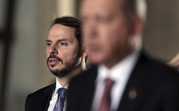 Anonymous Twitter hesabı ısrarlı: 14 milyar euroluk Berat Albayrak sırrı!