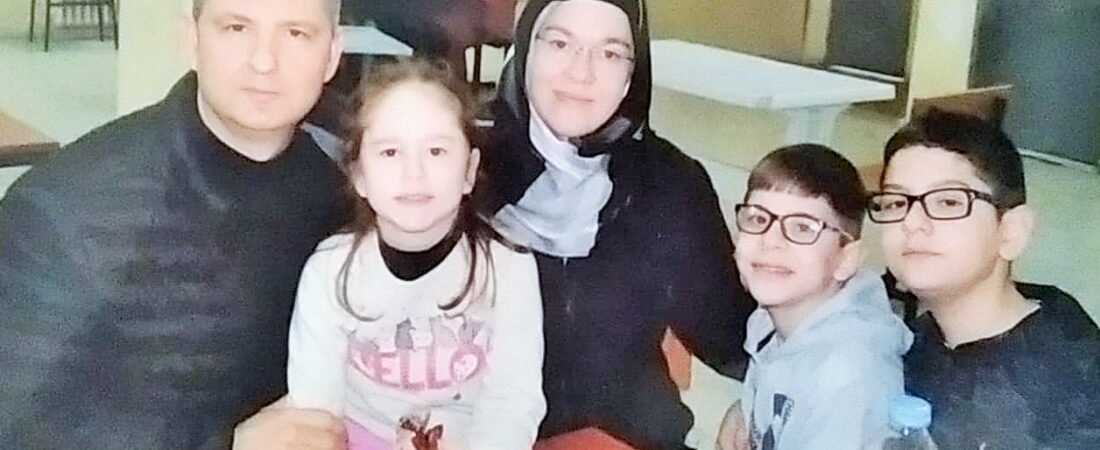 Çocukları yıkıldı: Baba 6 yıldır tutukluydu, anneleri de hapsedildi