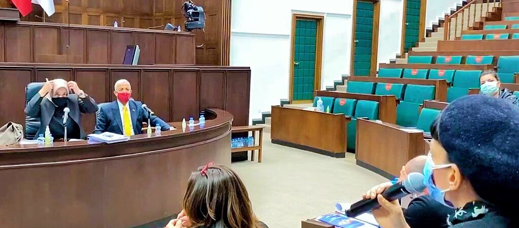 Zengin gazeteciyi ‘hayvan hakları’ konusunda da konuşturmadı