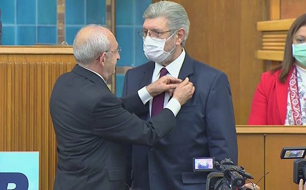 Cihangir İslam CHP’ye katıldı