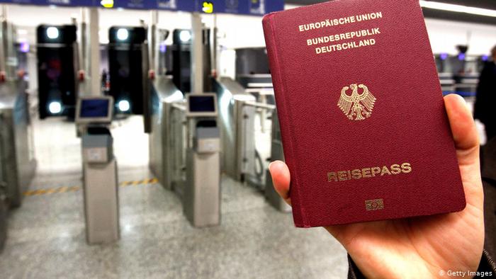 Alman Eyalet Entegrasyon Bakanları: Vatandaşlığa geçmeyi kolaylaştırın
