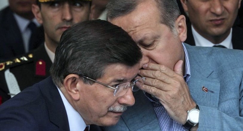8 yıl sonra kumpası itiraf eden Davutoğlu: Gülen ile Türkiye’ye dönmesi için konuştum, görevi bana başbakan verdi