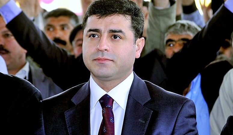 Demirtaş: Saldırının faillerini tanıyoruz, amaçlarını biliyoruz