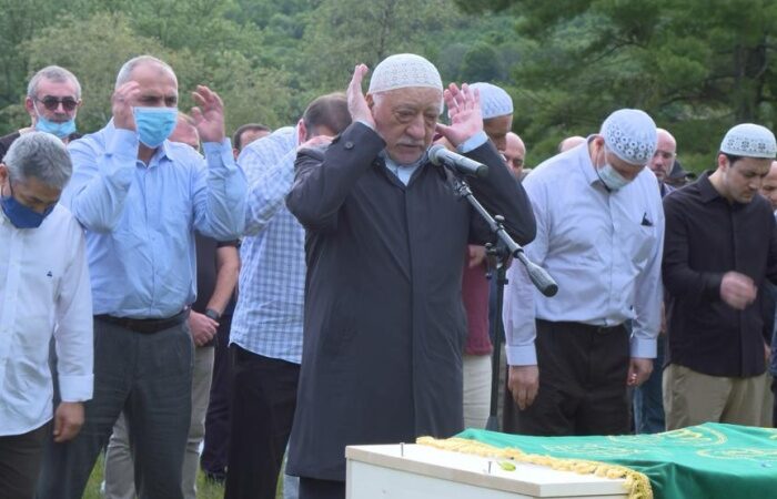 Diyanet, Hizmet gönüllüsünün cenaze namazını kıldırmadı: ABD’de gurbetçiye büyük ayıp