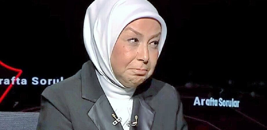 Emine Erdoğan’ın binlerce euroluk çantası da var: AKP’li vekil Öznur Çalık’ın 12 bin liralık ayakkabısından utandı