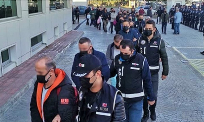 Cezaevindeki tutsakların ailelerine ‘süt yardımı’ yapmak suç sayıldı: Cadı avıyla 19 kişi tutuklandı
