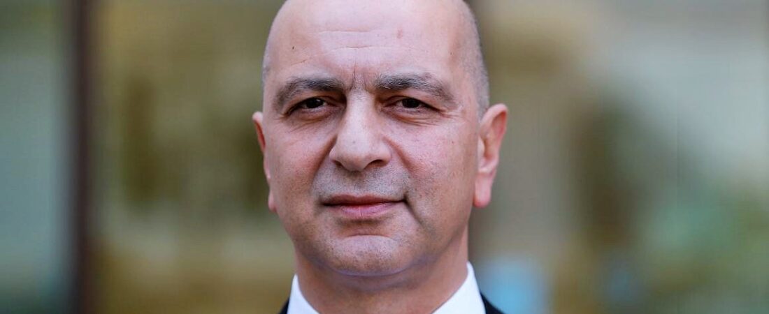 İpek Holding’in sahibi Akın İpek’ten Melih Gökçek’e: Çirkeflik yaparak cevap vermem, sadece hakikati anlatırım
