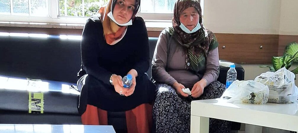 Aile boyu zulüm: Ayşe Özdoğan’ın kanser hastası 72 yaşındaki annesi gözaltına alındı