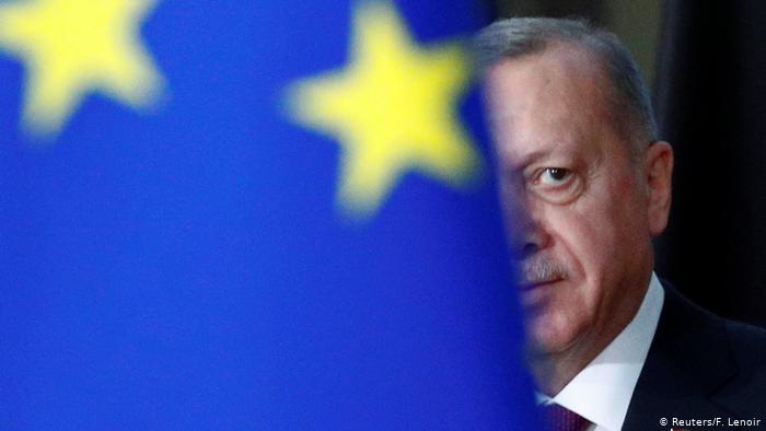 Büyükelçilerle kriz büyüyor: Emekli Büyükelçi Kuneralp, Erdoğan’ın Kavala ve Demirtaş ile kişisel husumetinin olduğunu söyledi