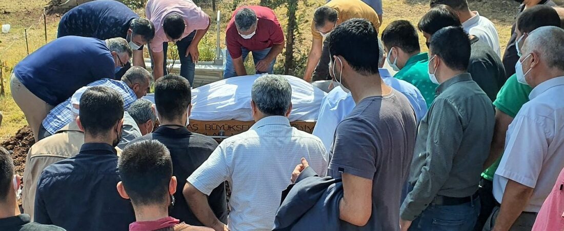 Meriç’te boğularak vefat eden KHK’lı Erkan öğretmen, memleketinde defnedildi
