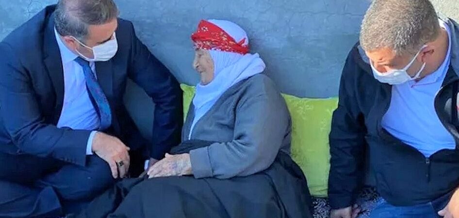 Erdoğan ‘hakaret davası’ açmıştı: 96 yaşında yargılanan Aliye nine, evine gelenleri polis zannedince gözyaşlarına boğuldu