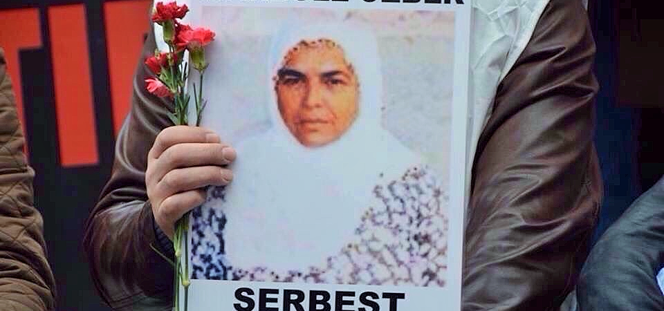 72 yaşındaki Makbule Özbek’e örgüt üyeliğinden 7 yıl 6 ay hapis cezası