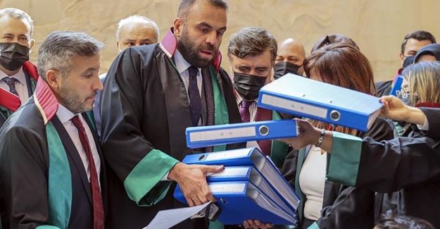 Yandaş barolar dökülmeye başladı: Avukatlar Ankara’daki yeni baroyu terk ediyor