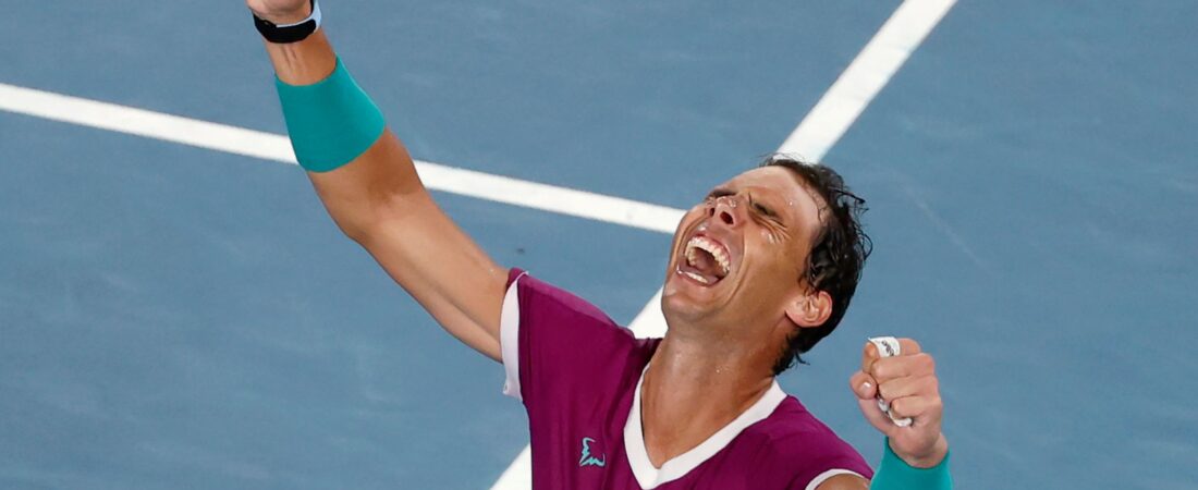 Finalin galibi İspanyol tenisçi: Rafael Nadal, tarihi bir geri dönüşle Avustralya Açık’ı kazandı