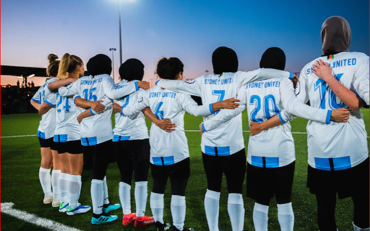 Eski futbolcu Foster’den destek: Taliban’dan kaçen Afganistanlı futbolcular, Avustralya yeşil sahalarında