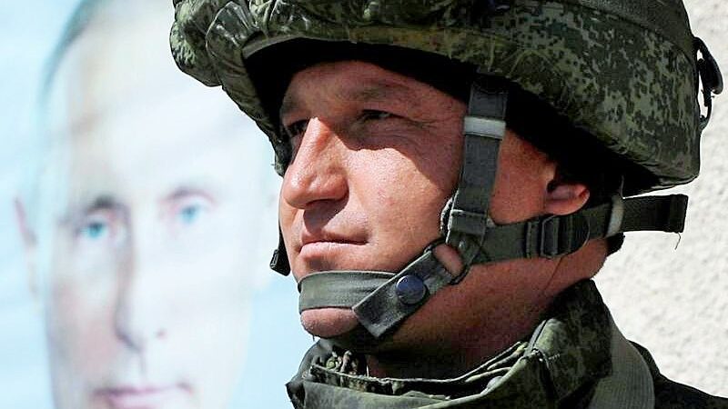 Putin saldırı emri verdi, Rus ordusu ABD ve Avrupa’ya rağmen  Ukrayna’ya girdi