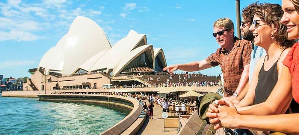 Başbakan Morrison açıkladı: Avustralya, Covid-19 nedeniyle, 2 yıl sonra ilk kez turistlere kapı aralıyor