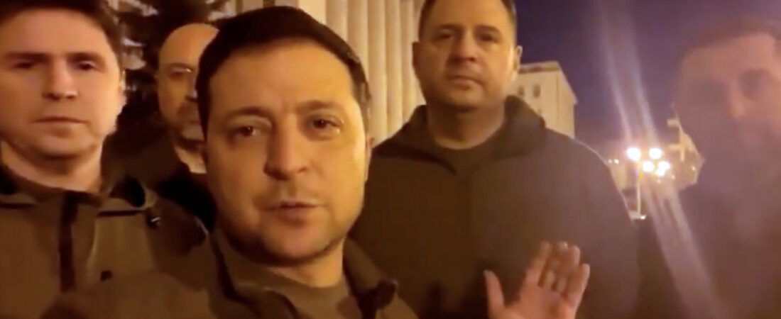 Ukrayna Devlet Başkanı Zelenskiy: Kiev’deyiz, ülkemizi savunuyoruz