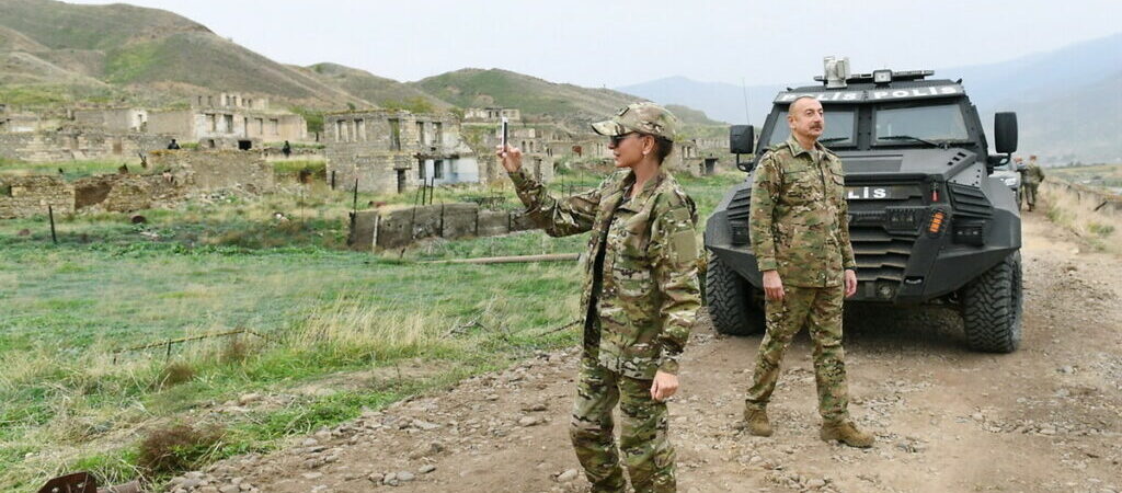 Rusya, Azerbaycan’ın Dağlık Karabağ’daki barış gücü bölgesine girdiğini söyledi, Bakü yalanladı