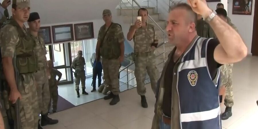 Gazeteci Cevheri Güven, işkenceyi itiraf eden Barış Dedebağı’nın arkasındaki generalleri yazdı